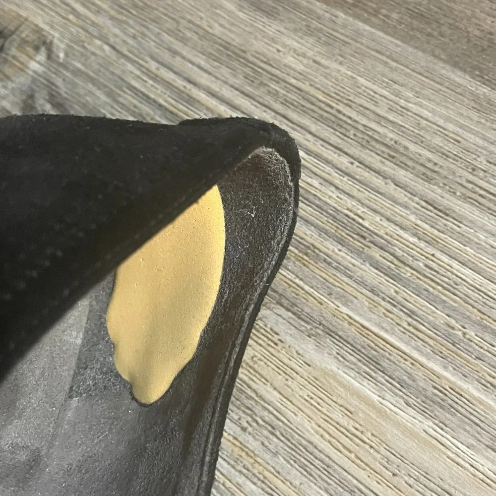 STUART WEITZMAN Womens Sz 7.5M Black Suede Wedge‎ Heel Shoes Silver Buckle - Picture 15 of 15